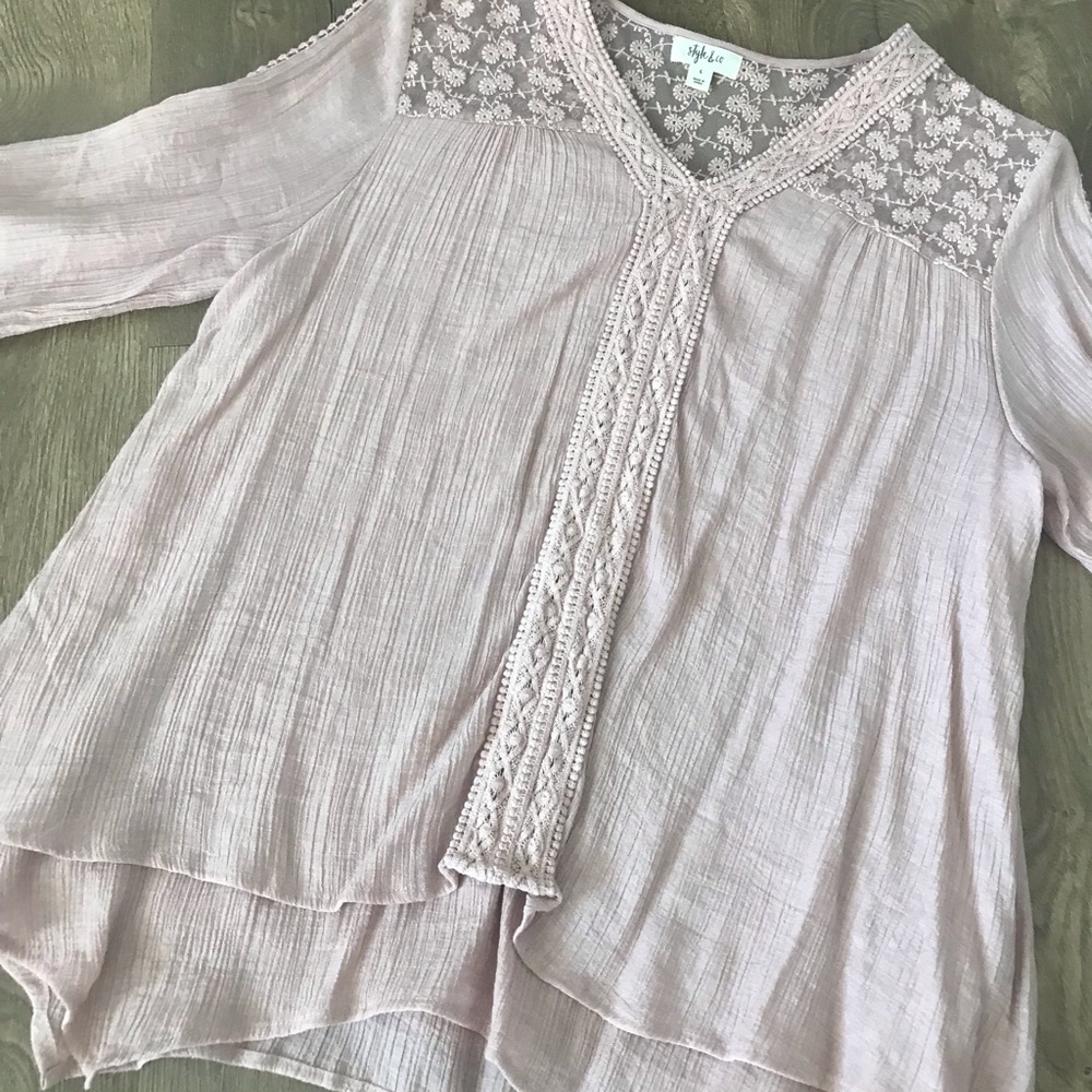 Light weight spring/summer blouse.